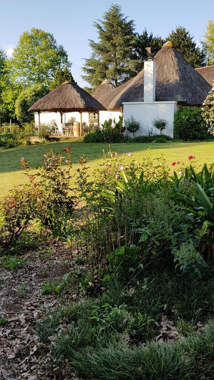 Piccadilly Farm Cottages Lions River Exteriör bild